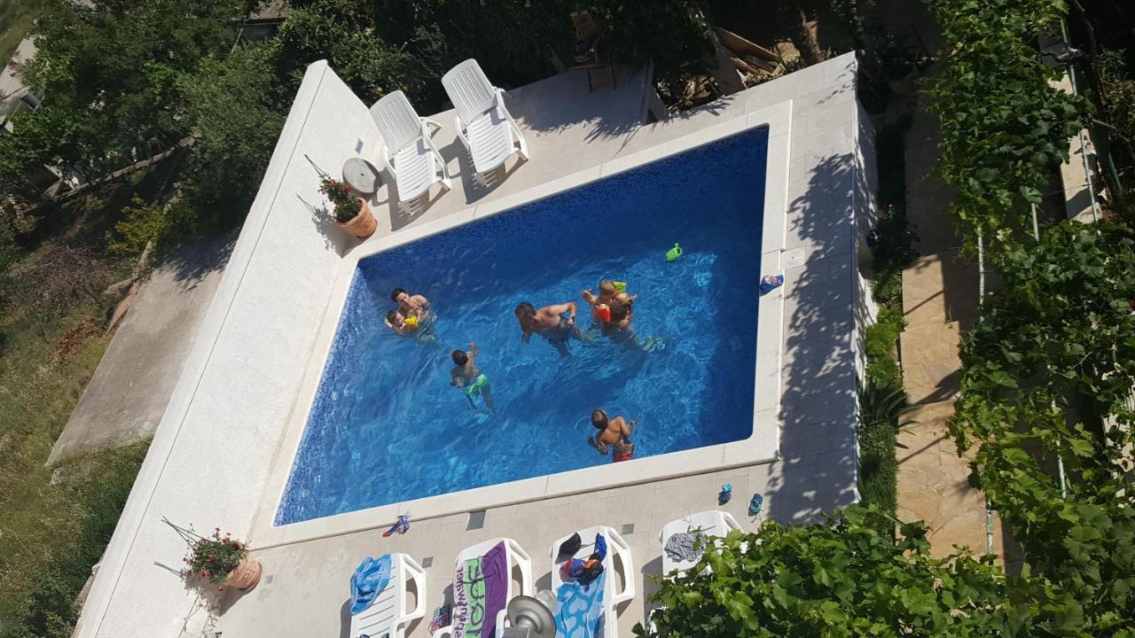 Apartments Villa Ra ザボリッチ エクステリア 写真