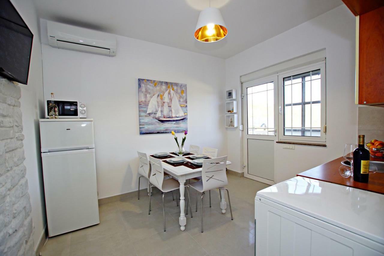 Apartments Villa Ra ザボリッチ エクステリア 写真