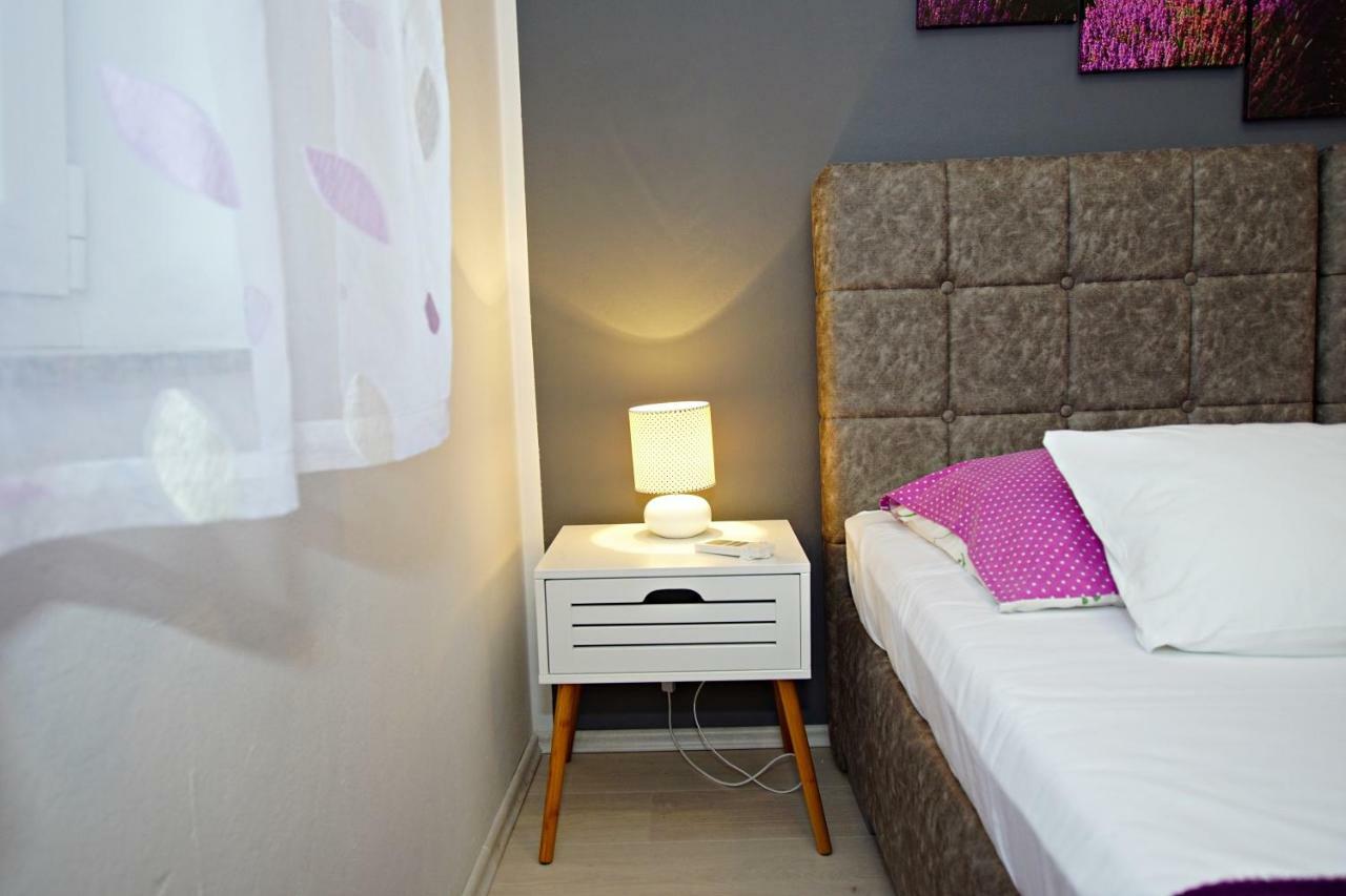 Apartments Villa Ra ザボリッチ エクステリア 写真